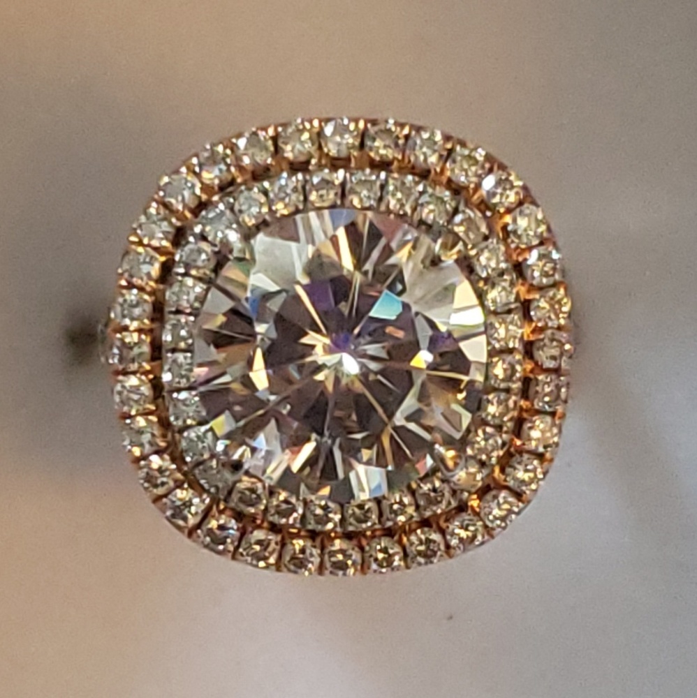 4CT Charles & Colvard Moissanite & Dia-14kt Gold